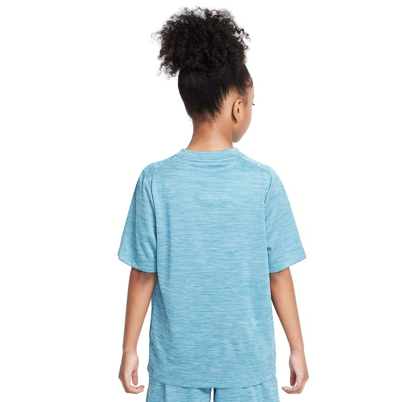 camiseta-nike-multi-dri-fit-infantil-azul-claro