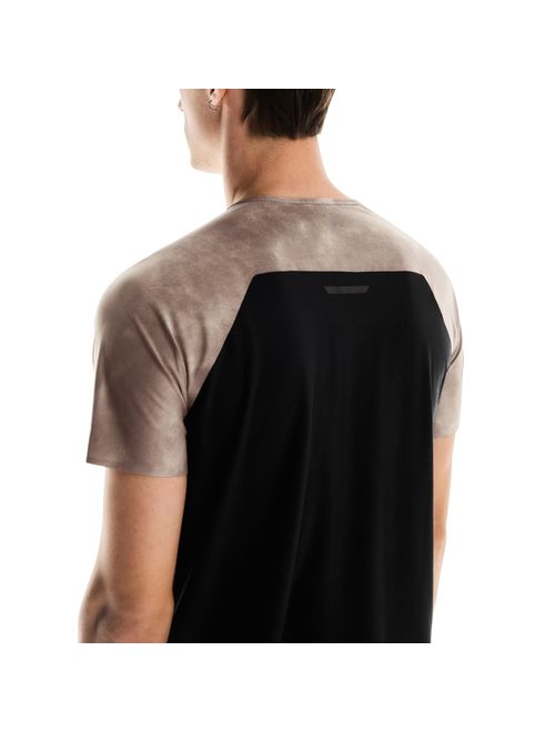 Camiseta On Running Performance-T Aop Masculina - Marrom/Preta
