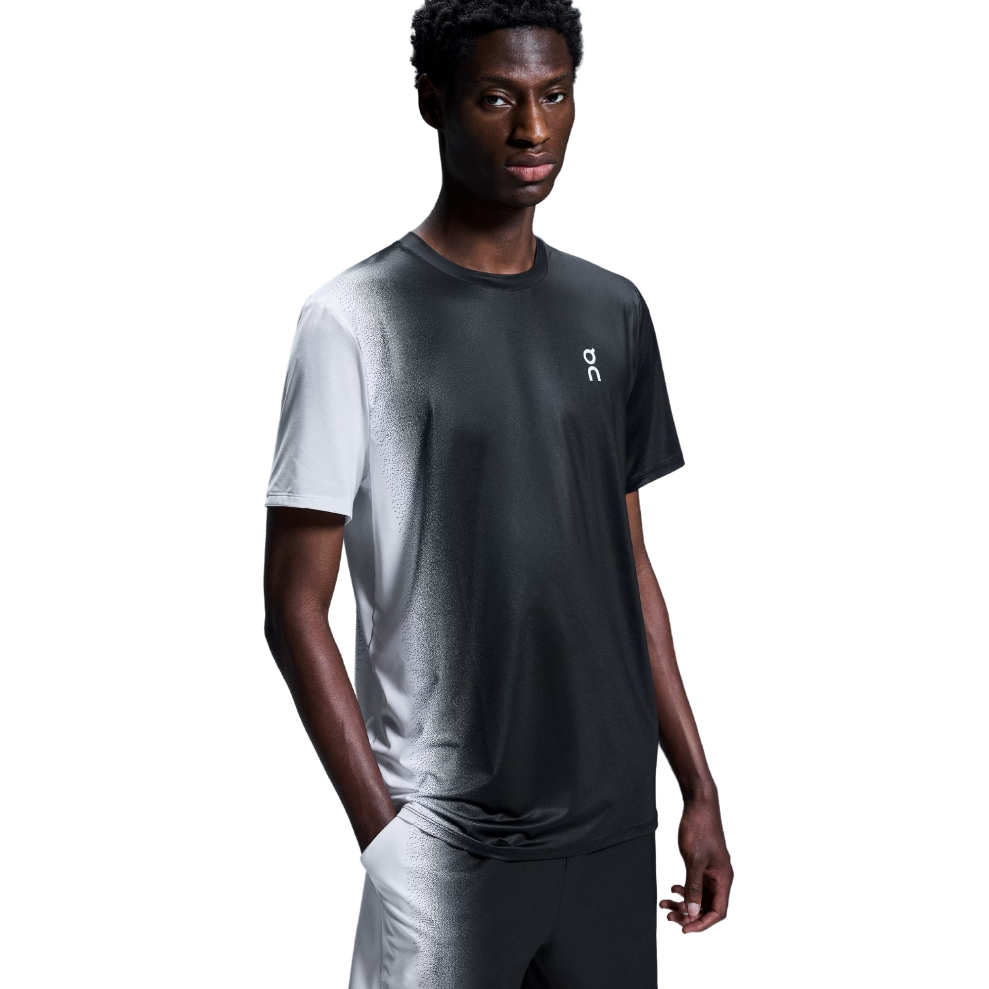 Camiseta On Running Court-T Masculina - Preta/Branca
