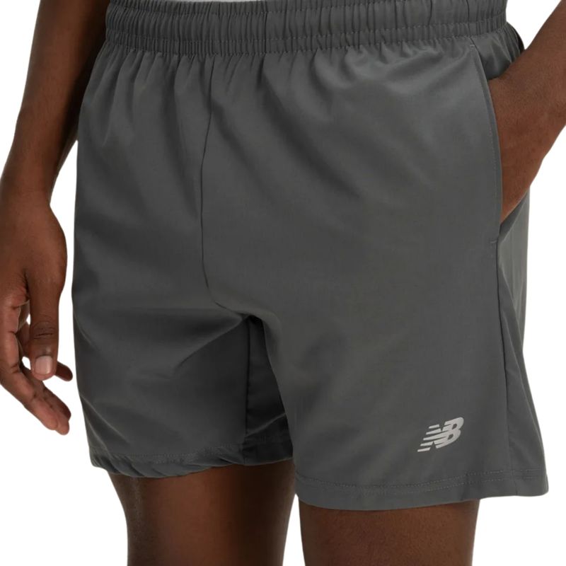 shorts-new-balance-sport-essentials-5in-masculina-grafite