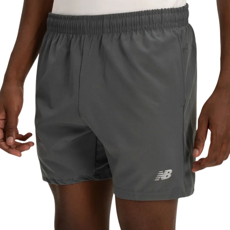 shorts-new-balance-sport-essentials-5in-masculina-grafite