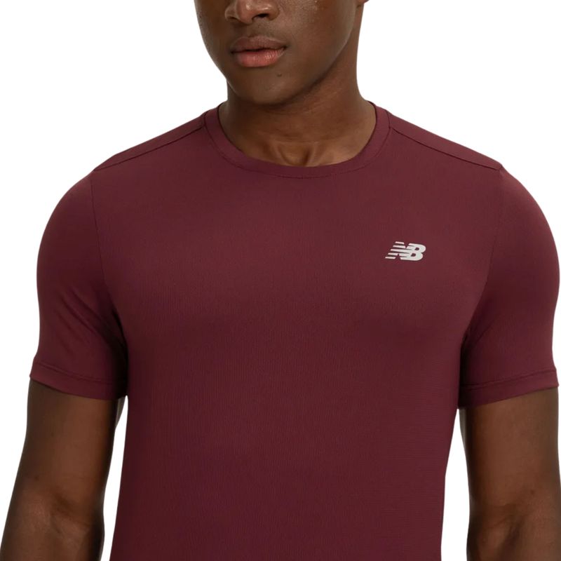 camiseta-new-balance-sport-essentials-masculina-vermelha