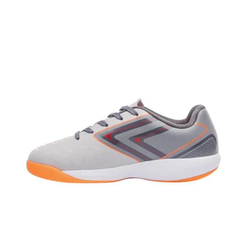 chuteira-futsal-umbro-pro-5-infantil-grafite-laranja