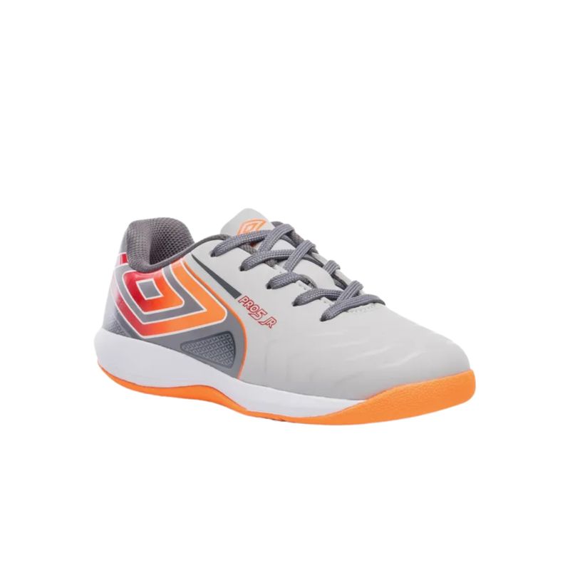 chuteira-futsal-umbro-pro-5-infantil-grafite-laranja