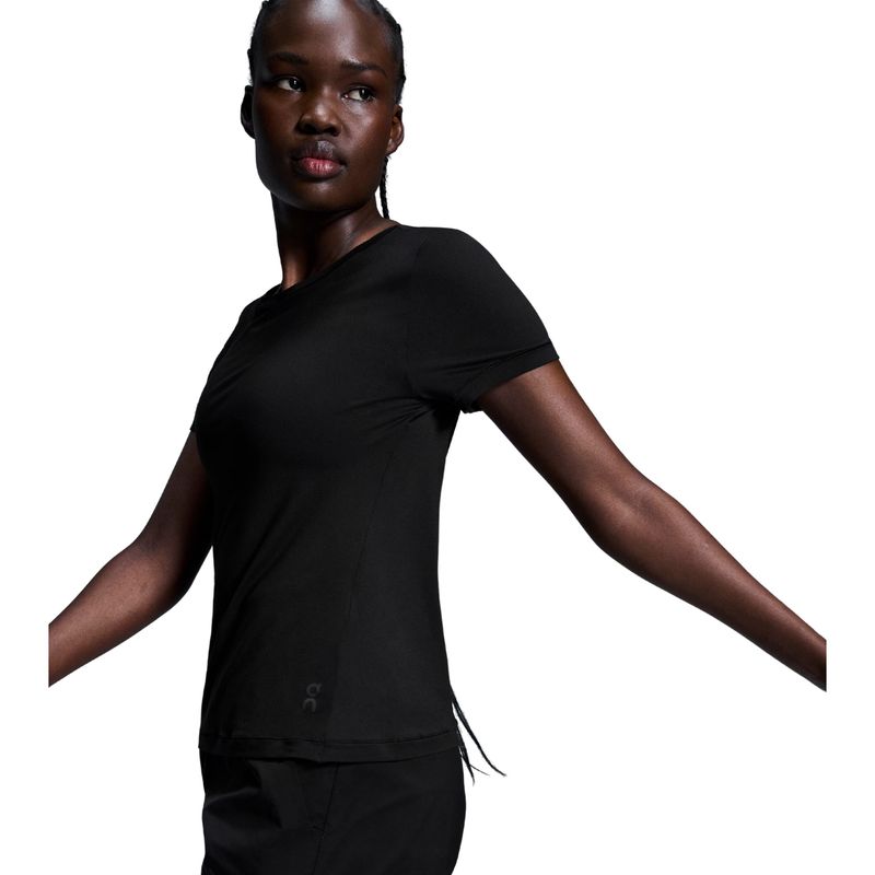 camiseta-on-running-movement-t-feminina-preta