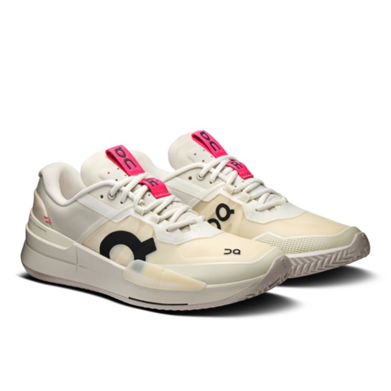 tenis-on-running-the-roger-pro-clay-ii-masculino-branco-rosa