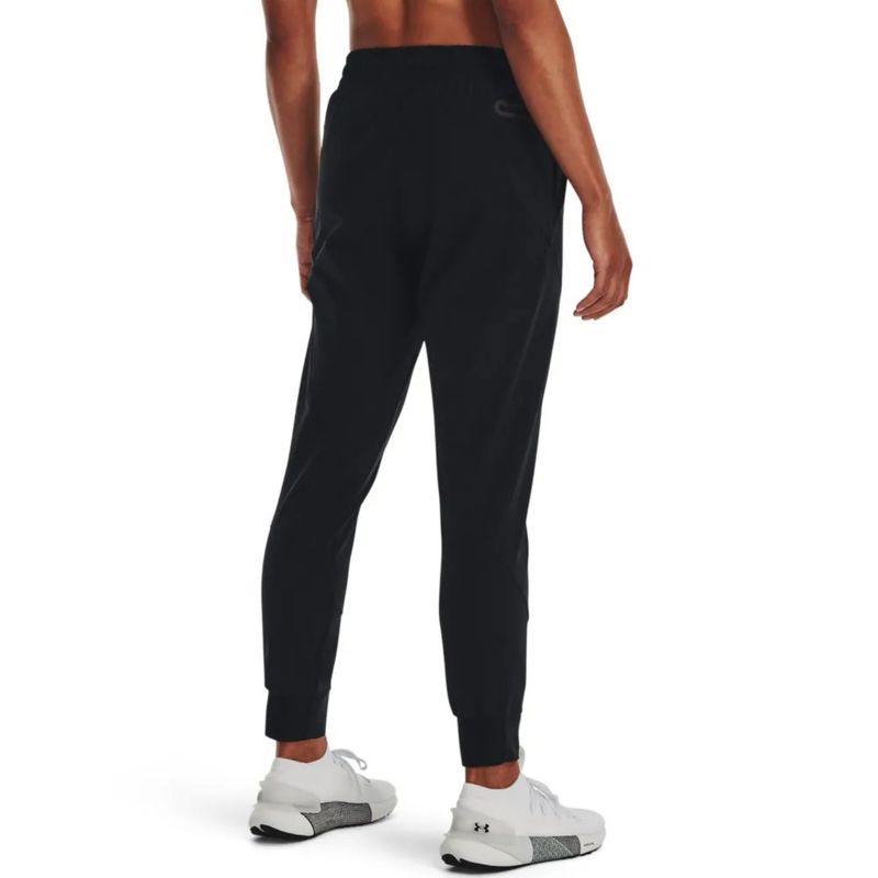 calca-under-armou-jogger-unstoppable-feminina-preta