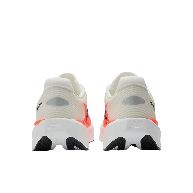 tenis-new-balance-fuelcell-rebel-v5-masculino-branco-coral