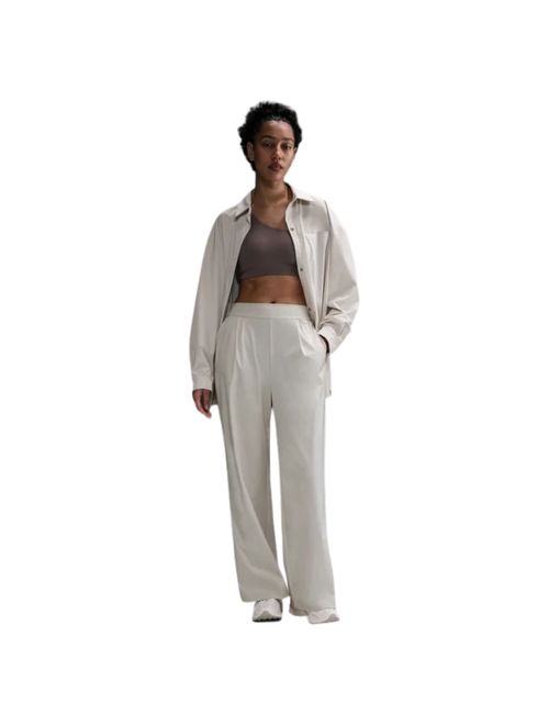 Calça Nike 24.7 Perfectstretch Dri-Fit Feminina - Bege