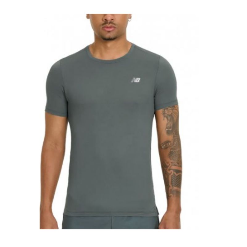 camiseta-new-balance-sport-essentials-masculina-cinza