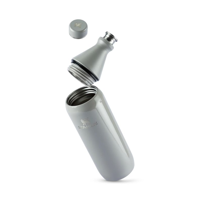 garrafa-termica-stanley-slim-bottle-591ml-unissex-cinza
