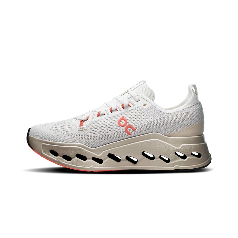 tenis-on-running-cloudsurfer-max-feminino-marfim-salmao