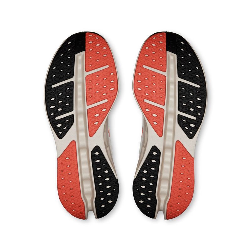 tenis-on-running-cloudsurfer-max-feminino-marfim-salmao