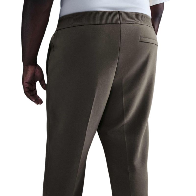 calça-nike-dri-fit-impossibly-soft-masculina-marrom