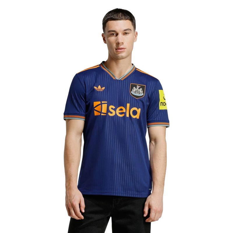 camisa-newcastle-united-iii-25-26-adidas-torcedor-masculina-azul-laranja