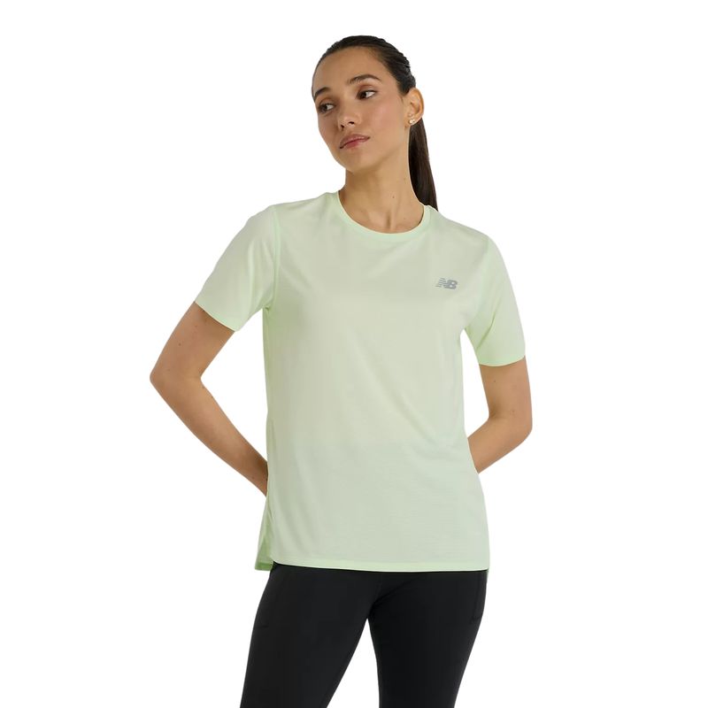 camiseta-new-balance-sport-essentials-feminina-verde
