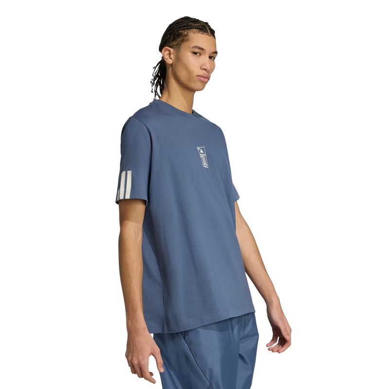 camiseta-adidas-estampada-stadium-ticket-masculina-azul