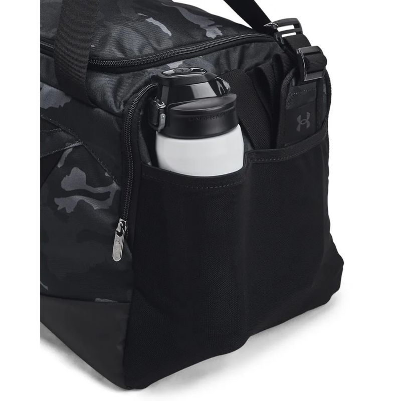 mala-under-armour-undeniable-5.0-duffle-58l-unissex-preta-camuflada