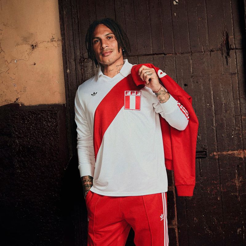 camisa-peru-1978-adidas-comemorativa-masculina-branca-vermelha