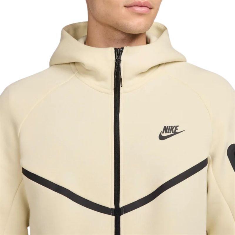 jaqueta-com-capuz-nike-tech-fleece-masculina-bege