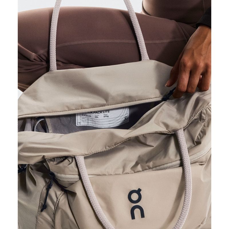 bolsa-on-running-track-35l-lite-unissex-bege