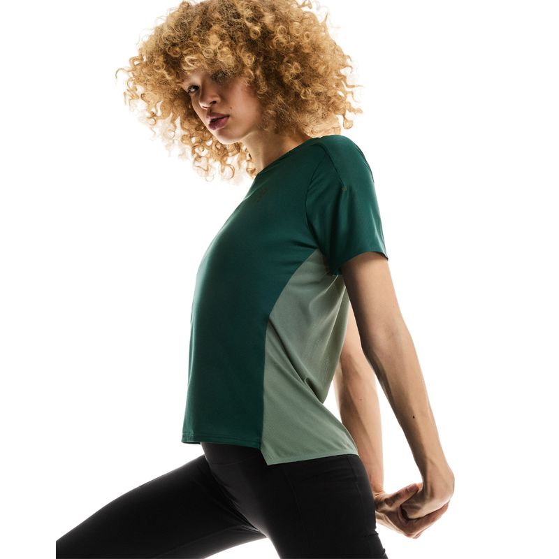 camiseta-on-running-performance-t-feminina-verde