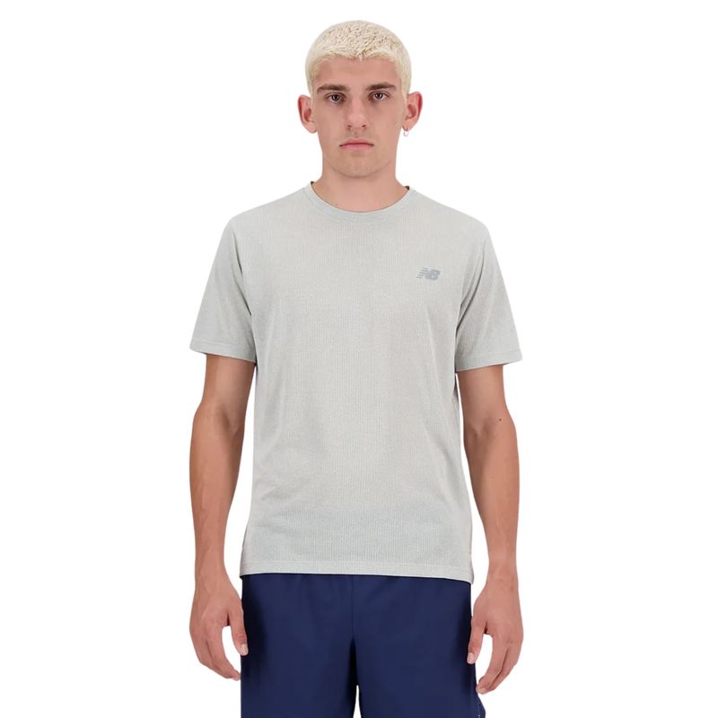 camiseta-new-balance-atlhetics-run-masculina-cinza-mescla