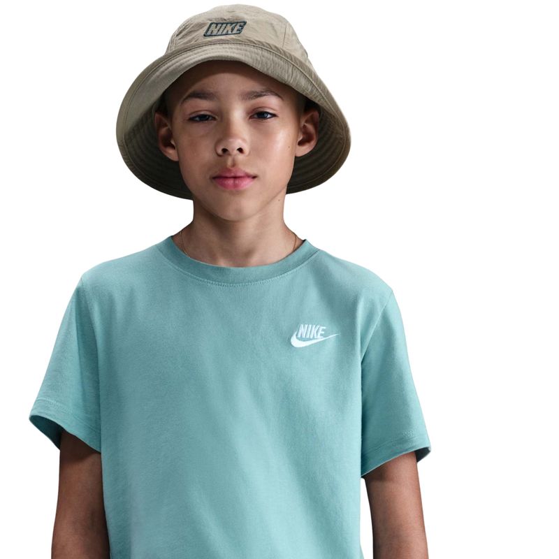 camiseta-nike-sportswear-futura-infantil-verde
