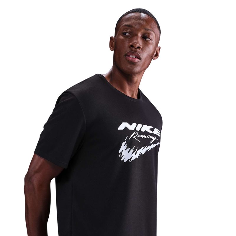 camiseta-nike-dri-fit-run-energy-masculina-preta