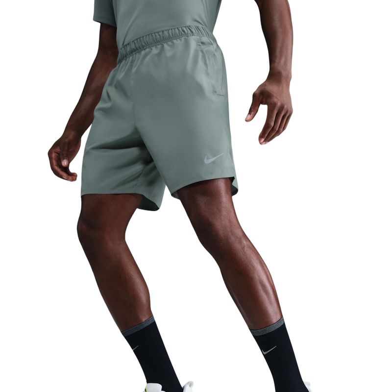 shorts-nike-challenger-7bf-masculino-verde