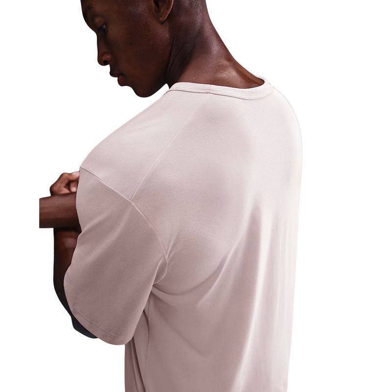 camiseta-nike-uv-hyverse-masculina-rosa