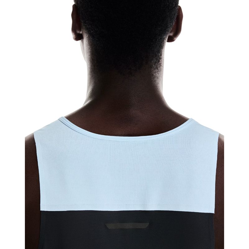 regata-on-running-performance-tank-masculina-azul-preta