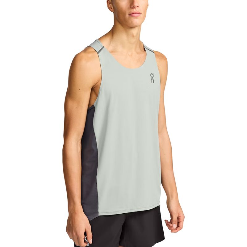 regata-on-runnign-performance-tank-masculina-cinza-preta