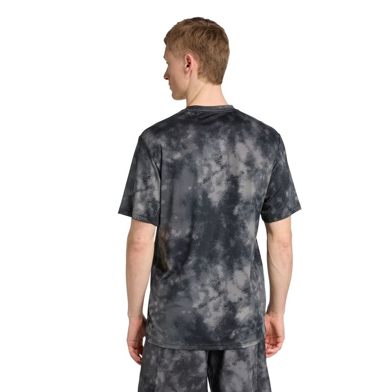camiseta-adidas-estampada-essentials-masculina-preta