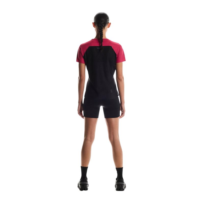 camiseta-on-running-performance-t-feminina-rosa