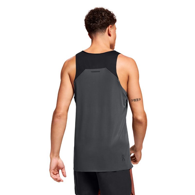 regata-on-running-performance-tank-masculina-preta