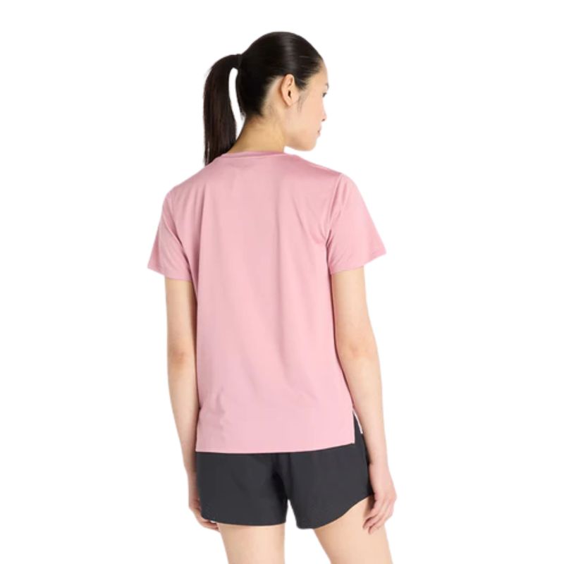 camiseta-new-balance-sport-essentials-feminina-rosa