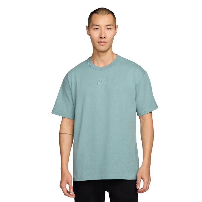 camiseta-nike-premium-essentials-masculina-cinza