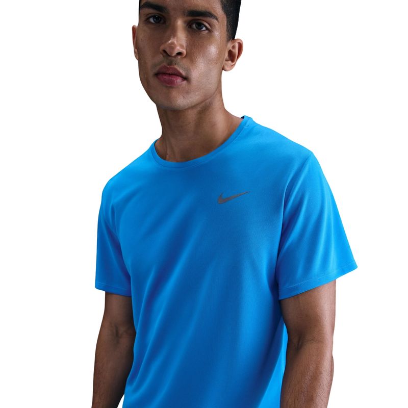 camiseta-nike-dri-fit-uv-miller-masculina-azul
