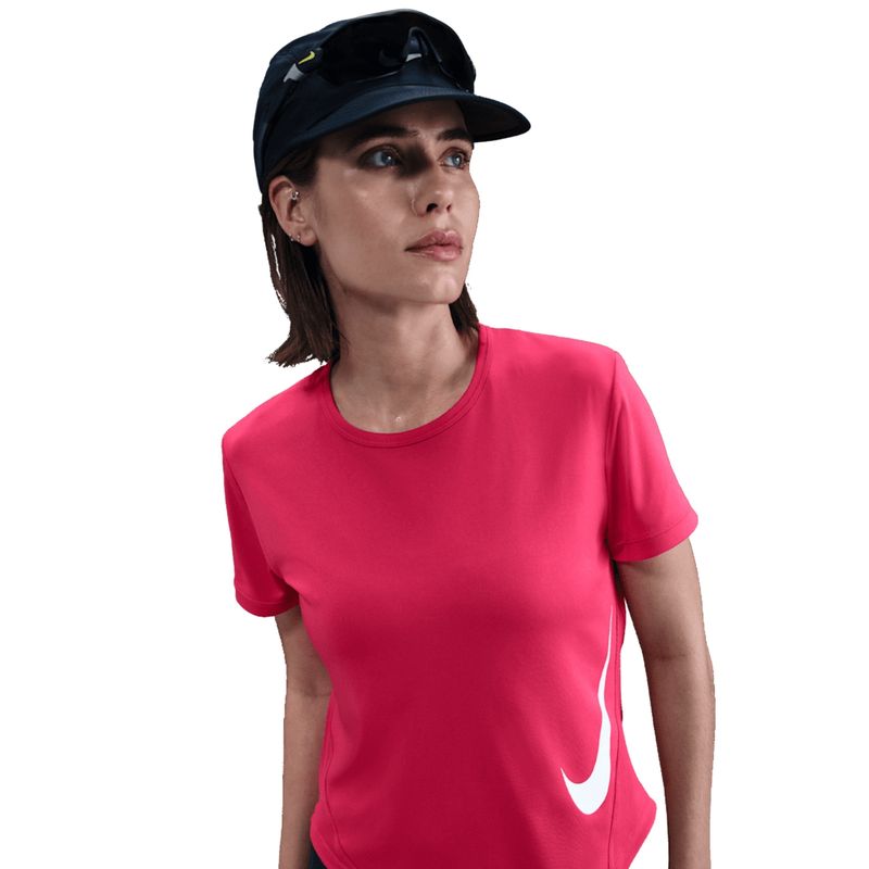 camiseta-nike-tempo-swoosh-run-feminina-rosa