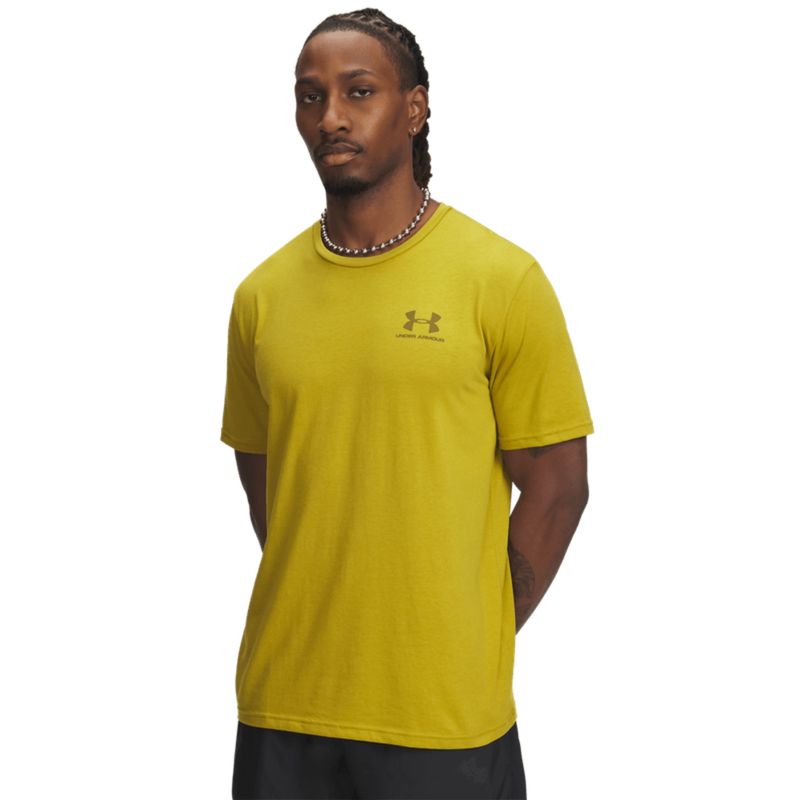 camiseta-under-armour-left-chest-masculina-amarela