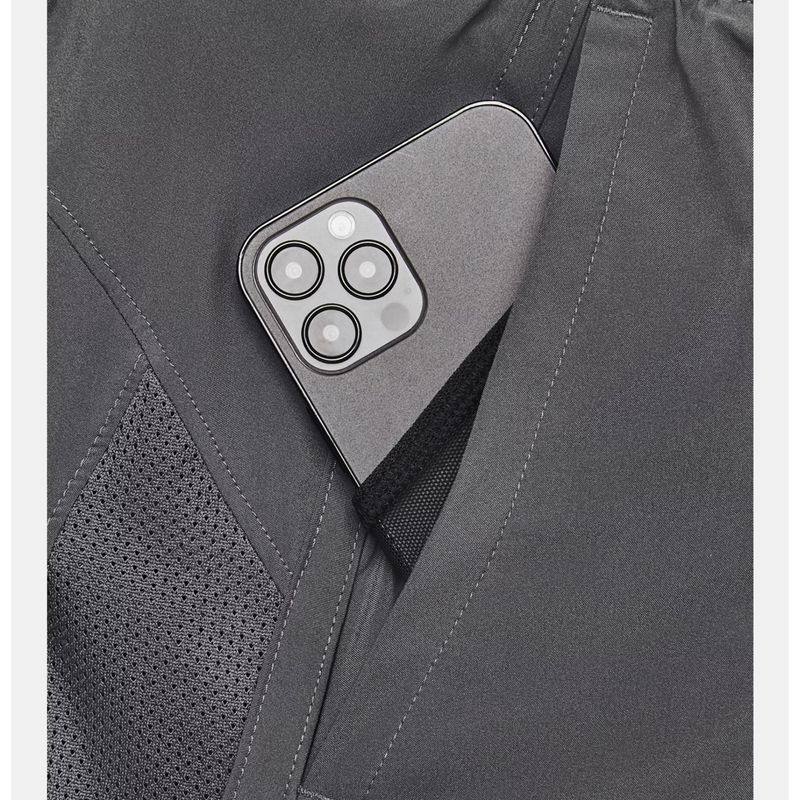 shorts-under-armour-launch-masculino-cinza