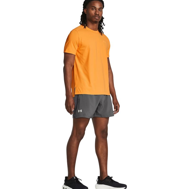 shorts-under-armour-launch-masculino-cinza