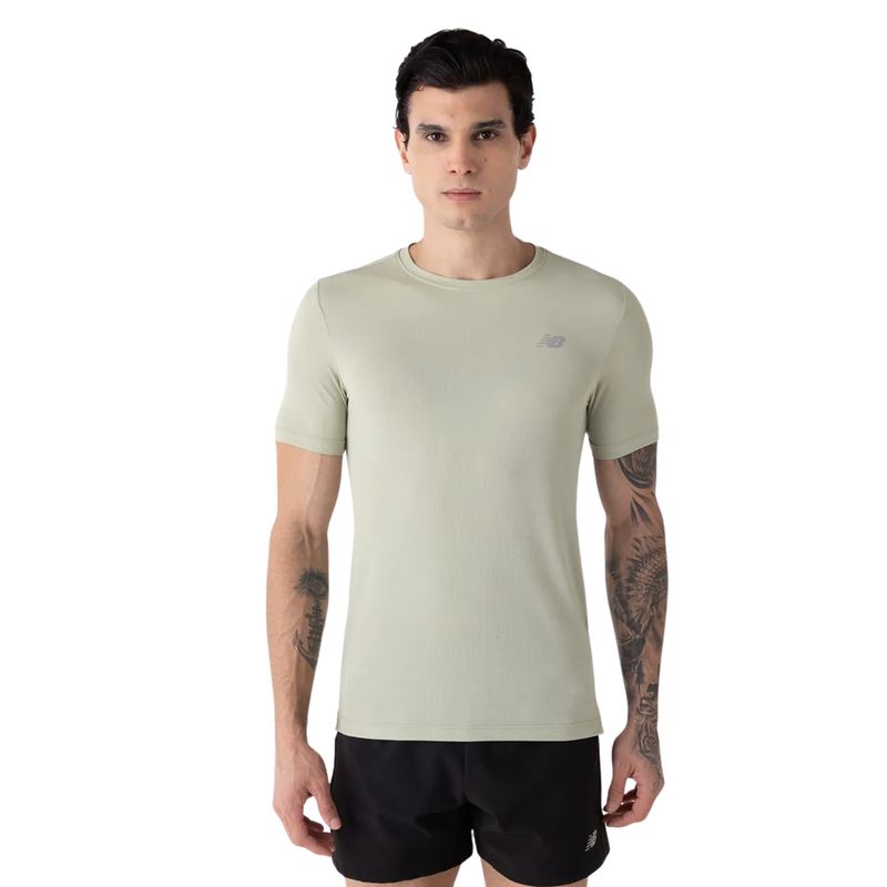 camiseta-new-balance-sport-essentials-masculina-verde-claro