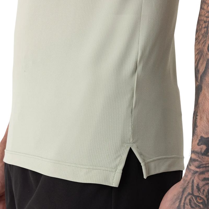 camiseta-new-balance-sport-essentials-masculina-verde-claro