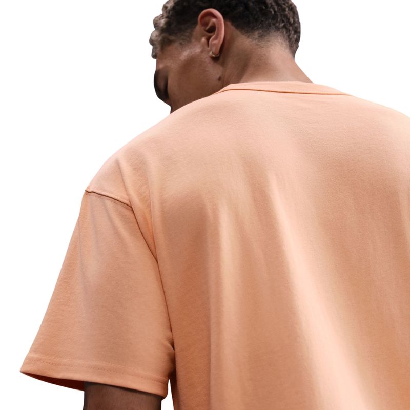 camiseta-nike-sportswear-premium-essentials-masculina-salmão