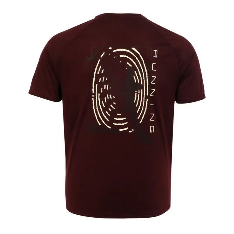 camiseta-nike-dri-fit-adv-stride-energy-masculina-vinho