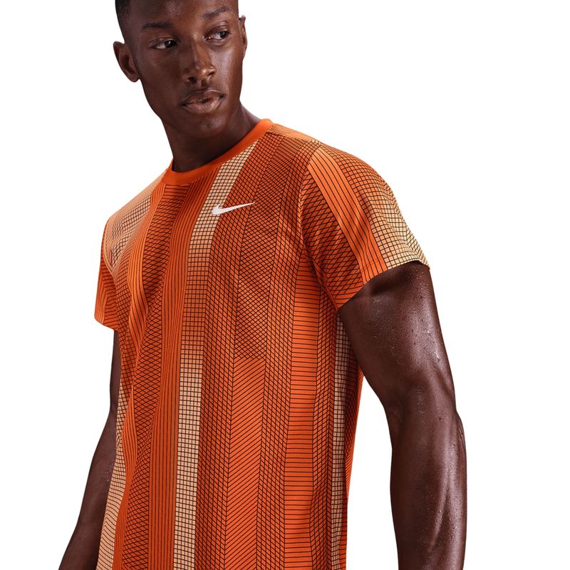 camiseta-nike-dri-fit-nike-victory-masculina-laranja