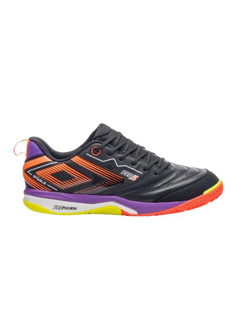 Chuteira Futsal Umbro Pro 5 Stable Masculina - Preta/Laranja