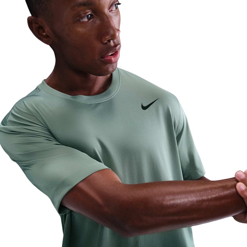 camiseta-nike-dri-fit-legend-reset-masculina-verde-argila